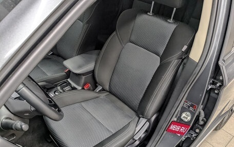 Mitsubishi Outlander III рестайлинг 3, 2021 год, 2 570 000 рублей, 20 фотография