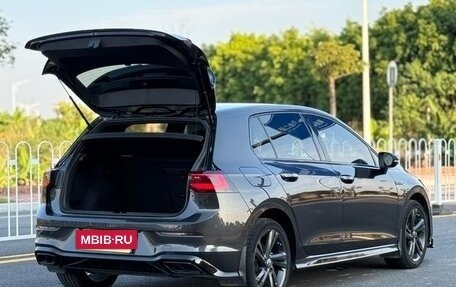 Volkswagen Golf VIII, 2023 год, 1 440 000 рублей, 6 фотография