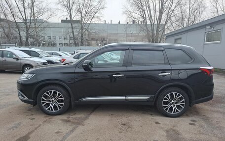Mitsubishi Outlander III рестайлинг 3, 2019 год, 2 690 000 рублей, 8 фотография