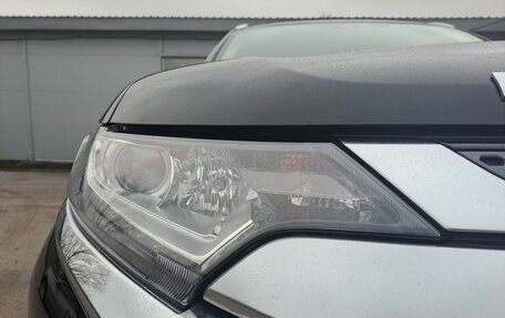 Mitsubishi Outlander III рестайлинг 3, 2019 год, 2 690 000 рублей, 17 фотография