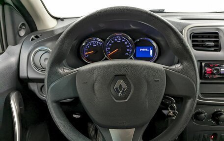 Renault Logan II, 2017 год, 790 000 рублей, 24 фотография