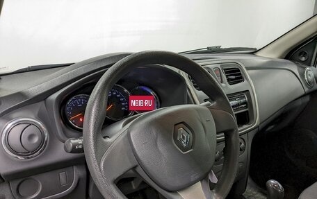 Renault Logan II, 2017 год, 790 000 рублей, 13 фотография