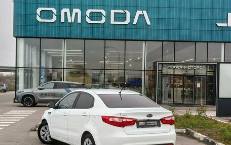 KIA Rio III рестайлинг, 2012 год, 660 000 рублей, 3 фотография