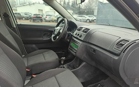 Skoda Fabia II, 2012 год, 299 000 рублей, 11 фотография