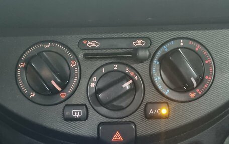 Nissan Note II рестайлинг, 2008 год, 390 000 рублей, 14 фотография