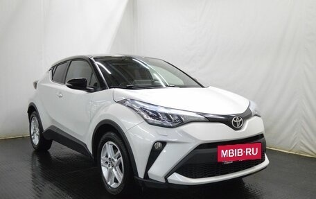 Toyota C-HR I рестайлинг, 2022 год, 2 890 000 рублей, 3 фотография