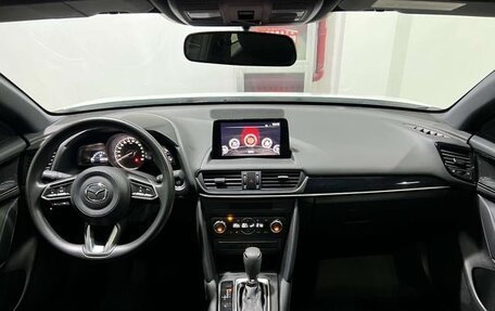 Mazda CX-4, 2022 год, 1 730 000 рублей, 9 фотография