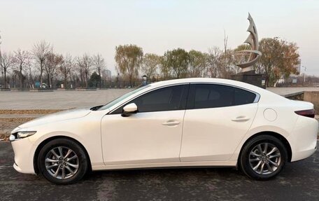 Mazda 3, 2022 год, 1 260 000 рублей, 4 фотография