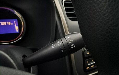 Renault Sandero II рестайлинг, 2015 год, 798 000 рублей, 12 фотография