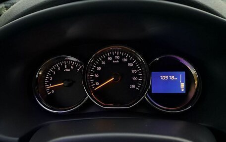 Renault Sandero II рестайлинг, 2015 год, 798 000 рублей, 13 фотография