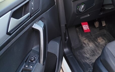 Volkswagen Tiguan II, 2020 год, 2 150 000 рублей, 10 фотография