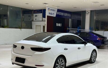 Mazda 3, 2022 год, 1 420 000 рублей, 6 фотография