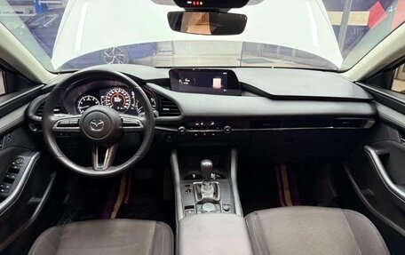 Mazda 3, 2022 год, 1 420 000 рублей, 10 фотография