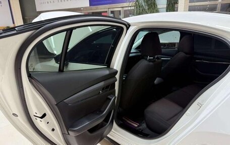 Mazda 3, 2022 год, 1 420 000 рублей, 16 фотография