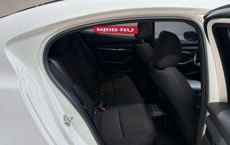 Mazda 3, 2022 год, 1 420 000 рублей, 17 фотография