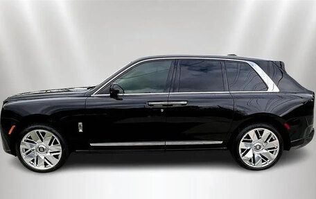 Rolls-Royce Cullinan, 2025 год, 56 095 000 рублей, 17 фотография