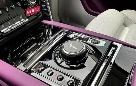 Rolls-Royce Cullinan, 2025 год, 56 095 000 рублей, 19 фотография