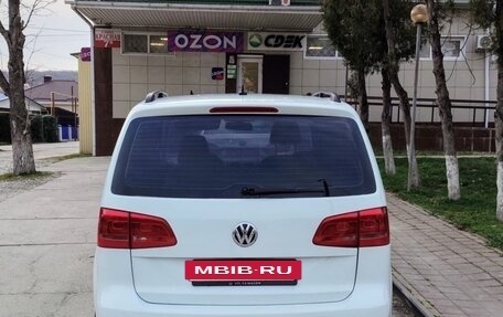 Volkswagen Touran III, 2014 год, 760 000 рублей, 8 фотография