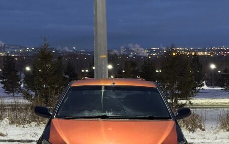 Toyota WiLL II (VS), 2001 год, 440 000 рублей, 2 фотография