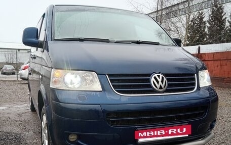 Volkswagen Caravelle T5, 2005 год, 980 000 рублей, 7 фотография