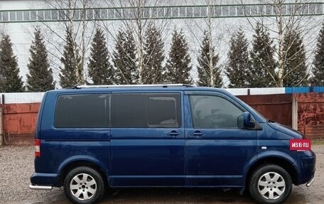 Volkswagen Caravelle T5, 2005 год, 980 000 рублей, 8 фотография
