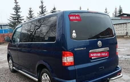 Volkswagen Caravelle T5, 2005 год, 980 000 рублей, 4 фотография