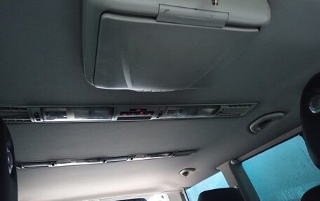 Volkswagen Caravelle T5, 2005 год, 980 000 рублей, 14 фотография