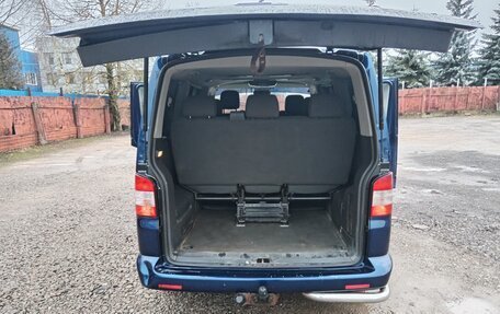 Volkswagen Caravelle T5, 2005 год, 980 000 рублей, 13 фотография