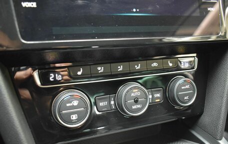 Volkswagen Passat B8 рестайлинг, 2020 год, 2 250 000 рублей, 13 фотография