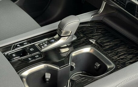 Lexus RX IV рестайлинг, 2025 год, 7 590 000 рублей, 4 фотография