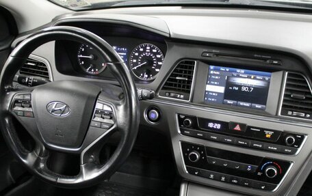 Hyundai Sonata VII, 2016 год, 1 850 000 рублей, 13 фотография