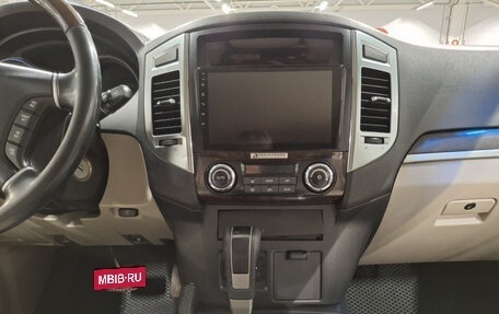 Mitsubishi Pajero IV, 2020 год, 3 300 000 рублей, 18 фотография