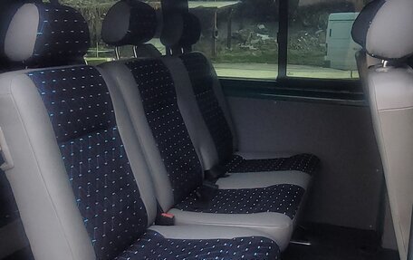 Volkswagen Transporter T5 рестайлинг, 2004 год, 1 250 000 рублей, 7 фотография