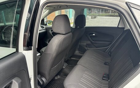 Volkswagen Polo VI (EU Market), 2015 год, 960 000 рублей, 9 фотография