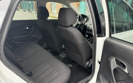 Volkswagen Polo VI (EU Market), 2015 год, 960 000 рублей, 10 фотография