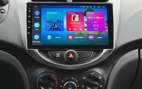 Hyundai Solaris II рестайлинг, 2014 год, 950 000 рублей, 24 фотография