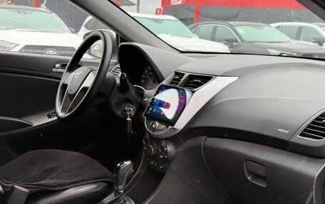 Hyundai Solaris II рестайлинг, 2014 год, 950 000 рублей, 27 фотография