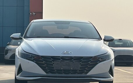 Hyundai Elantra, 2022 год, 1 580 000 рублей, 8 фотография