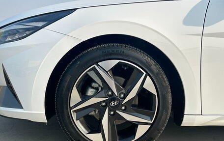 Hyundai Elantra, 2022 год, 1 580 000 рублей, 11 фотография