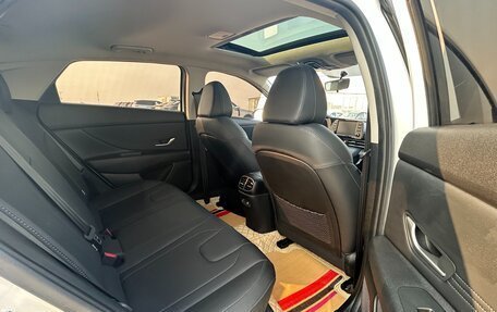 Hyundai Elantra, 2022 год, 1 580 000 рублей, 27 фотография