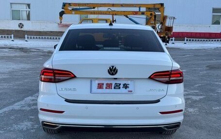 Volkswagen Lavida, 2022 год, 1 130 000 рублей, 6 фотография