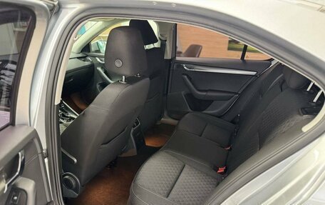 Skoda Octavia, 2017 год, 1 800 000 рублей, 12 фотография