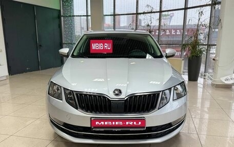 Skoda Octavia, 2017 год, 1 800 000 рублей, 2 фотография