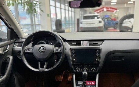 Skoda Octavia, 2017 год, 1 800 000 рублей, 14 фотография