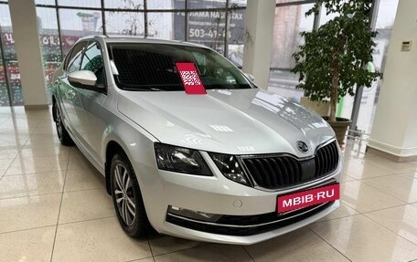 Skoda Octavia, 2017 год, 1 800 000 рублей, 3 фотография