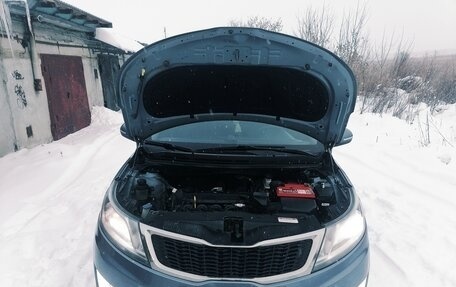 KIA Rio III рестайлинг, 2013 год, 910 000 рублей, 13 фотография