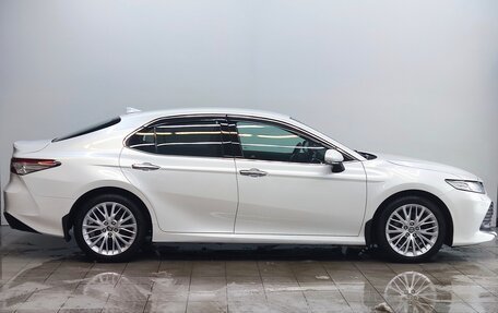 Toyota Camry, 2020 год, 3 200 000 рублей, 5 фотография