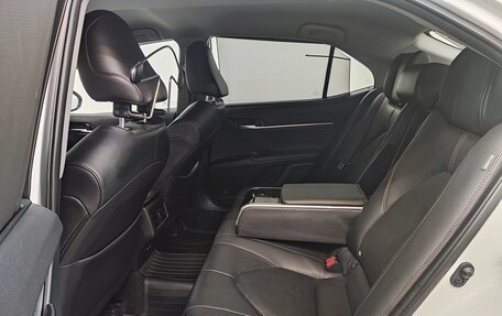 Toyota Camry, 2020 год, 3 200 000 рублей, 16 фотография