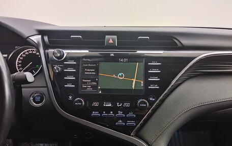 Toyota Camry, 2020 год, 3 200 000 рублей, 12 фотография