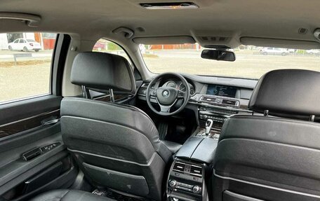 BMW 7 серия, 2009 год, 1 700 000 рублей, 11 фотография